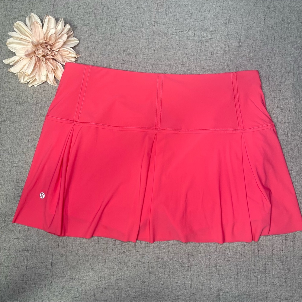 Lululemon Neon Pink Lost in Pace Skirt LipGloss - Picture 7 of 10